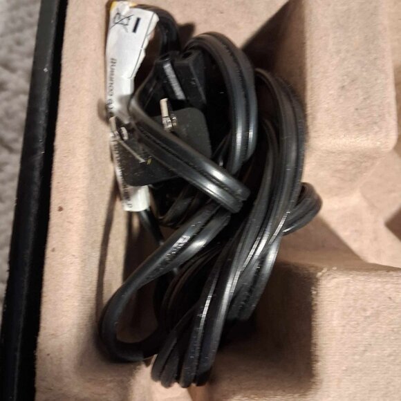 BELKIN N600 DUAL BAND ROUTER - Picture 6 of 6